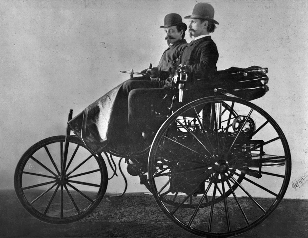 Innovative wagon from the early years of internal combustion. Look out for the AMG version!